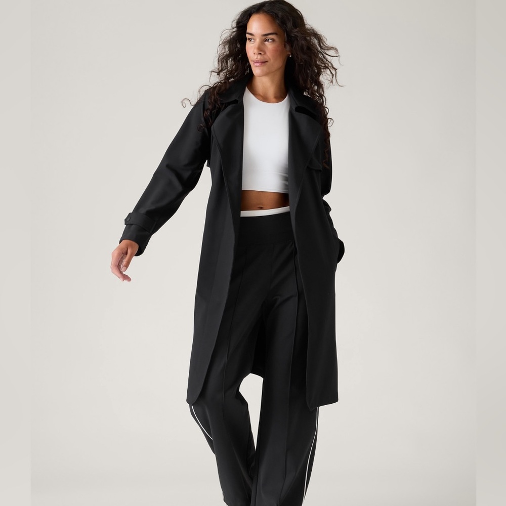 NWT Athleta Stellar Black Trench Coat Size Medium.
